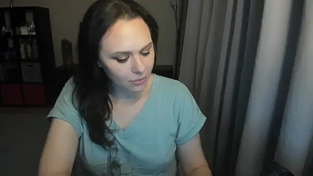 MollyCheiz 现场XXX聊天