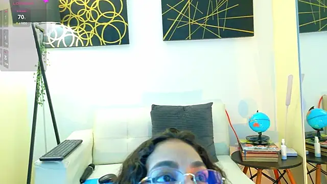 R3d_Moonss__のライブXXXチャット