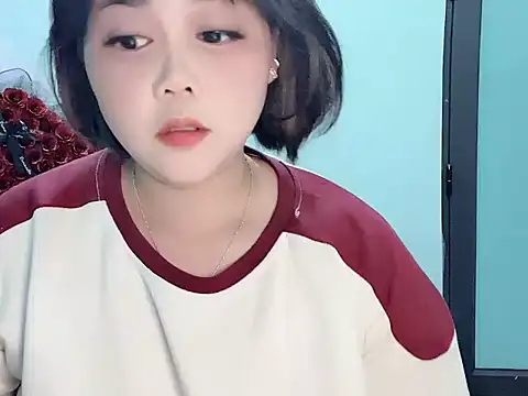 Lylu007 即時 XXX 聊天