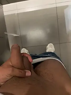 liam_bronwのライブXXXチャット