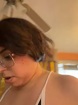 แชท XXX สดของ LaHijaDelPecado