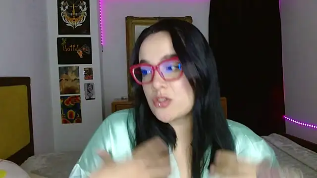 Nova-Satela Live XXX-Chat