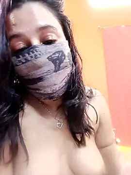 Hotpuja25 现场XXX聊天