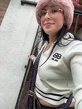 GiuliaBianchi's Live XXX Chat