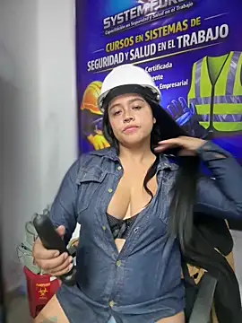 -Mia1 – Live XXX-chat