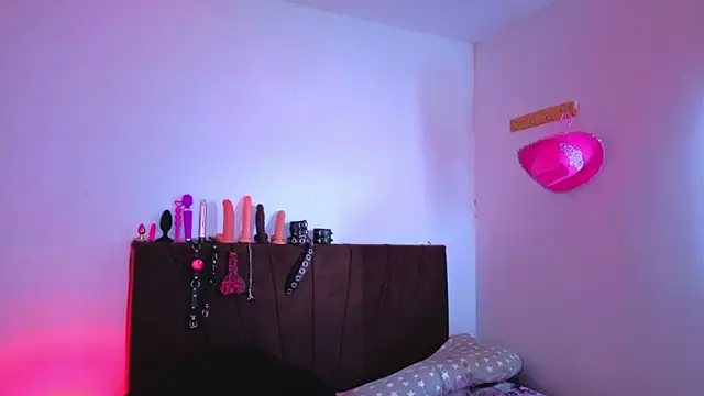 Онлайн чат XXX Iam_kimhendrick