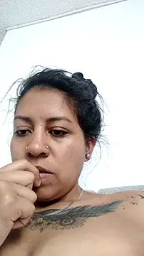 แชท XXX สดของ Tiphanydirty3