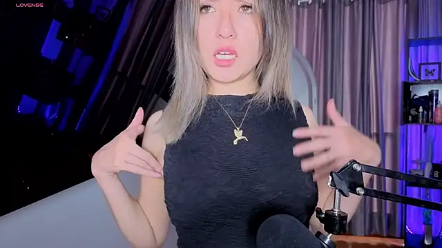 Nicky_sexfire élő XXX-chatje