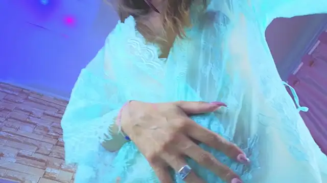 Chat XXX en directo de _jade_white_