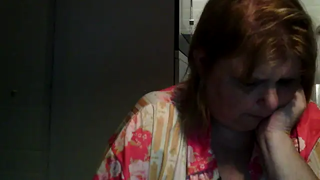 Chat XXX en directo de Sylviastar46