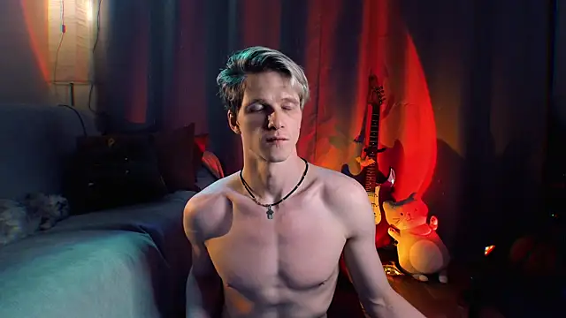 Show modela Breston_Sweet na web-kameri