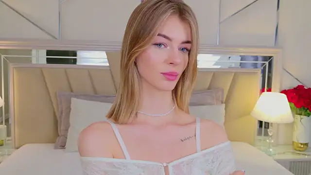 Chat +18 de MeganMour ao vivo