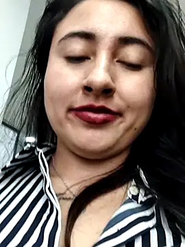 _Sarah-Office1n Live XXX chat