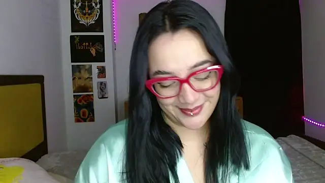 Nova-Satela Live XXX-Chat