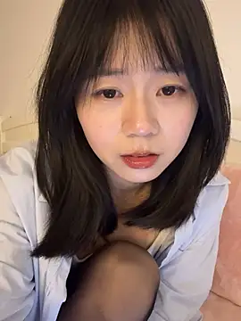 Nana-3 – Live XXX-chat