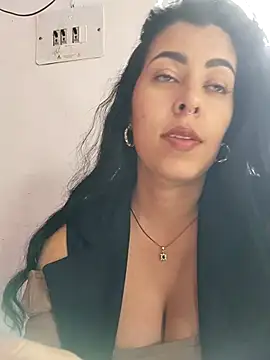 Luianna Live XXX Chat
