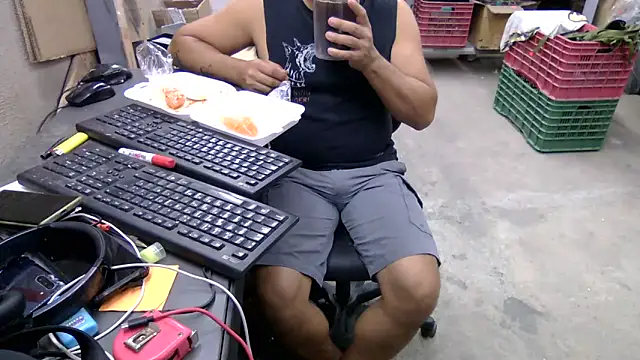 BustedCall Chat XXX in diretta