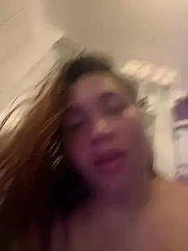 WHITEWOMEN_2 – Naživo XXX chat