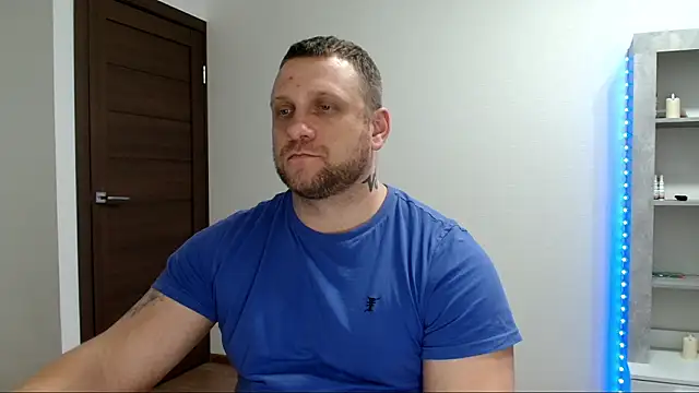 Вебкам-шоу B-L-O-N-D