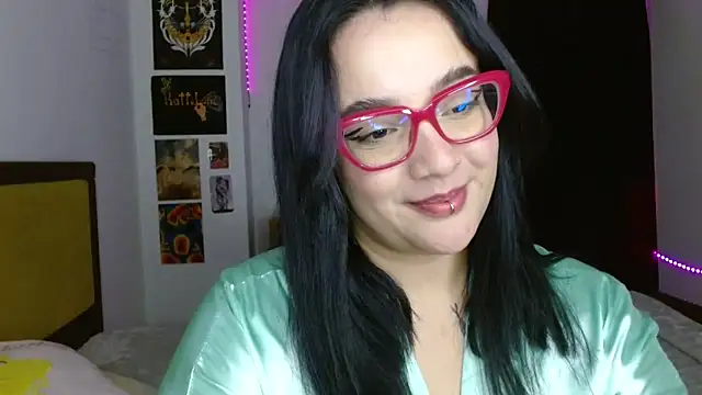 Nova-Satela Live XXX-Chat