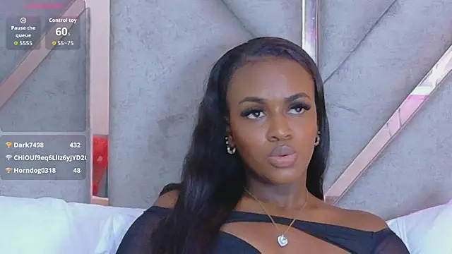 دردشة Sally-Noa الجنسية المباشرة