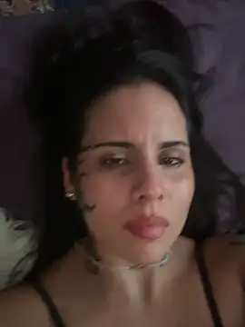 Chat +18 de itstherealmina ao vivo