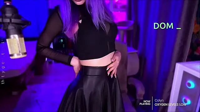 Chat +18 de ml_milana ao vivo