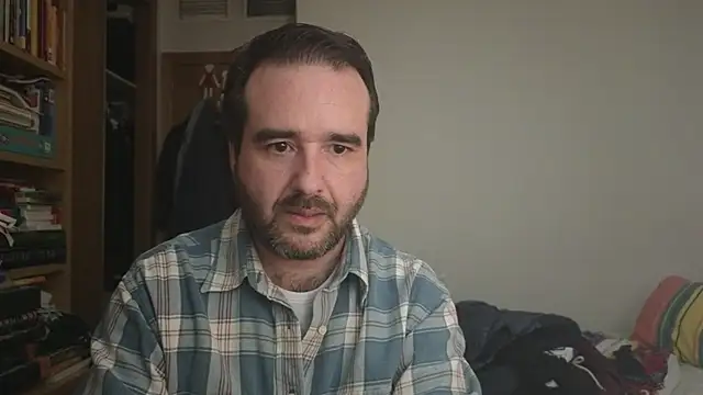 curiosillo83 Adlı Modelin Canlı XXX Sohbeti