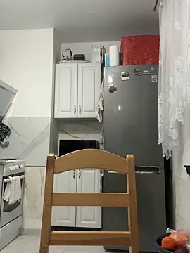 LanaSofttのライブXXXチャット