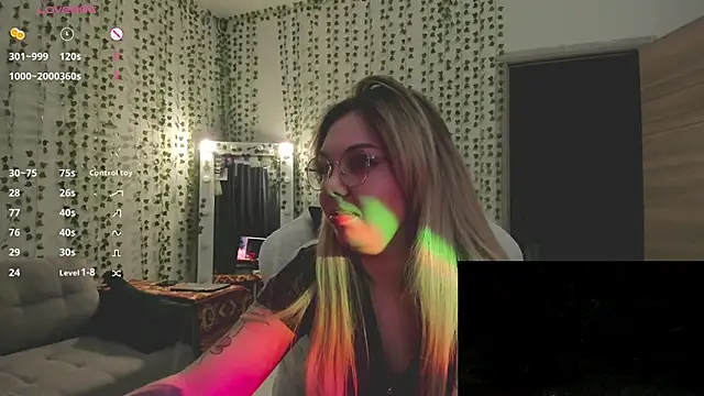 SpecterGirl's Live XXX Chat