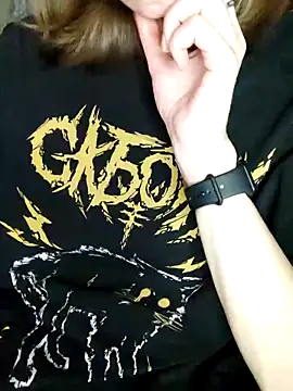 Aashikalaa's Live XXX Chat