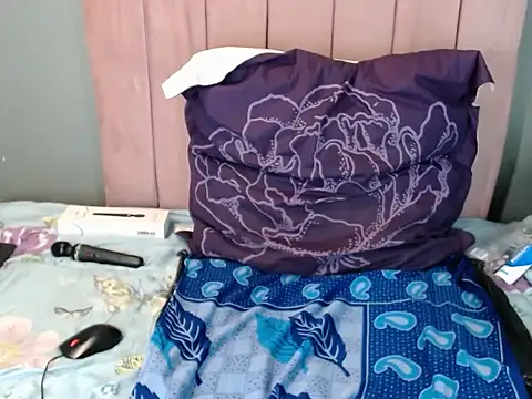 SWEETBERRYxXx Adlı Modelin Web Kamerası Şovu