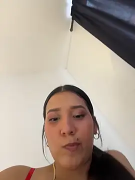 IsabellaJoness_ live XXX chat