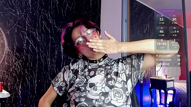 YuuMiko's Live XXX Chat