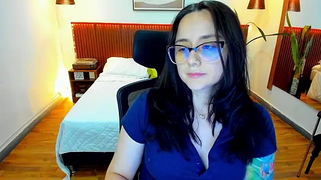 Chat XXX ao vivo de KatherineBond