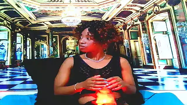 EbonyCreamy69 élő XXX-chatje