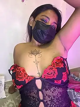 Trending_Couple Show Webcam