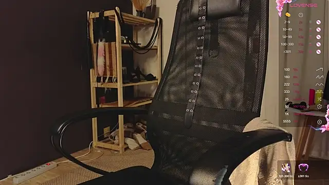 laracroftmansion Webcam-Show