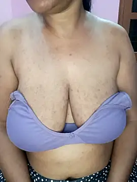 Show de KannadaTamilTeluguBeauty na webcam