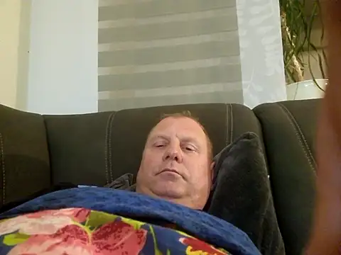 XXX chat uživo modela Demik71