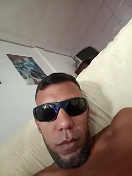 Pertunjukan Kamera Web UnreadyChutzpa