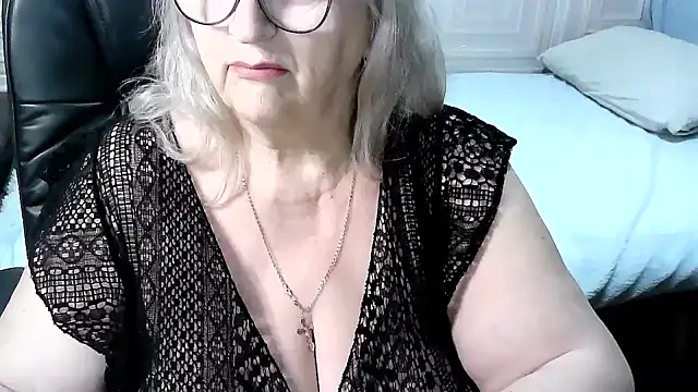 LolkaAlyss – Kamerová šou