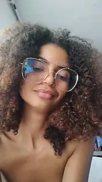 Онлайн чат XXX Emanuelle_manu