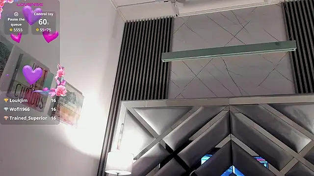 MissSavage_'s Live XXX Chat