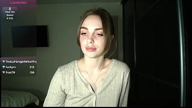 _julia_wonderful_ élő XXX-chatje