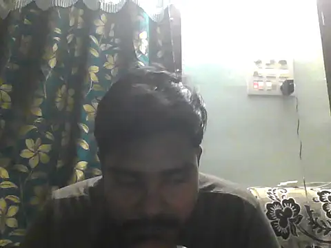 XXX chat uživo modela Foxboy65