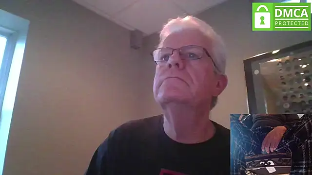 XXX chat uživo modela NeoOnSC