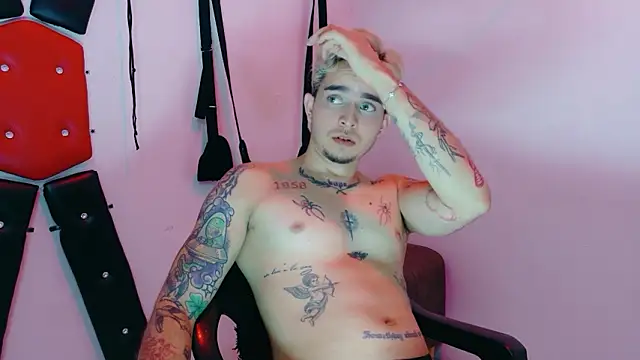 AliceandMax Webcamshow