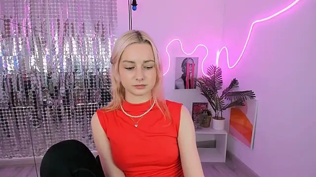 Jessie_Cuti élő XXX-chatje