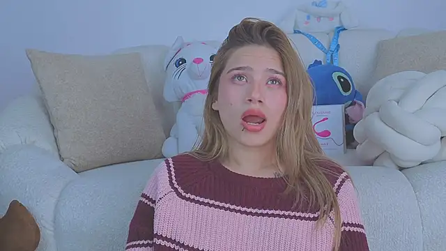 Chat XXX en directo de DollfaceInk